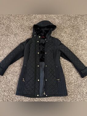 Weatherproof Black Quilted Hooded Puffer Coat with Faux-Fur Lining